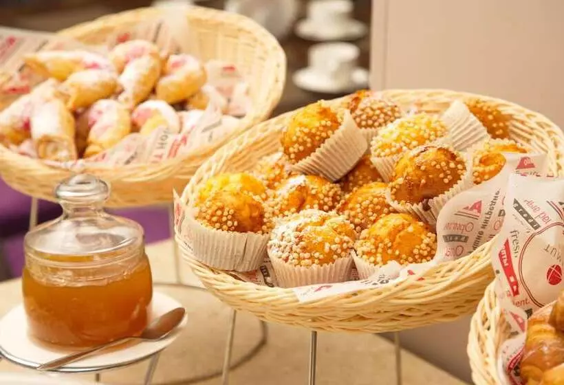 Azimut Hotel Astrakhan