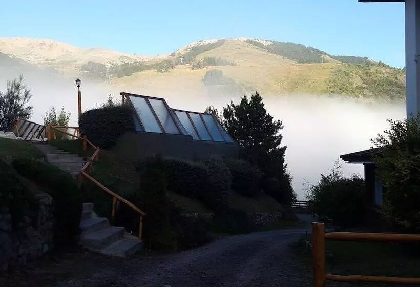 هتل Catedral Ski & Wellness