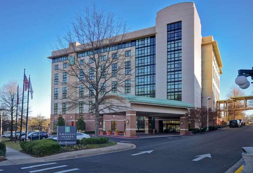 בית מלון כפרי Embassy Suites By Hilton At Hot Springs Convention Center
