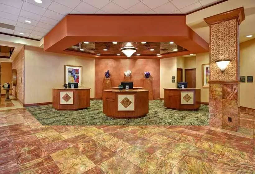 فندق Embassy Suites By Hilton At Hot Springs Convention Center