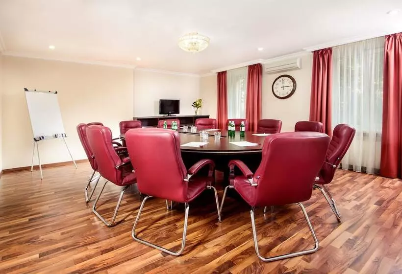 Greguar Hotel By Uhm