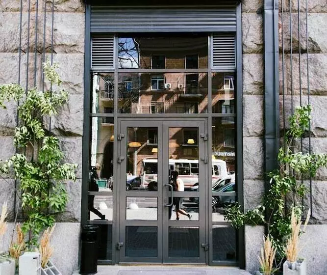 Greguar Hotel By Uhm