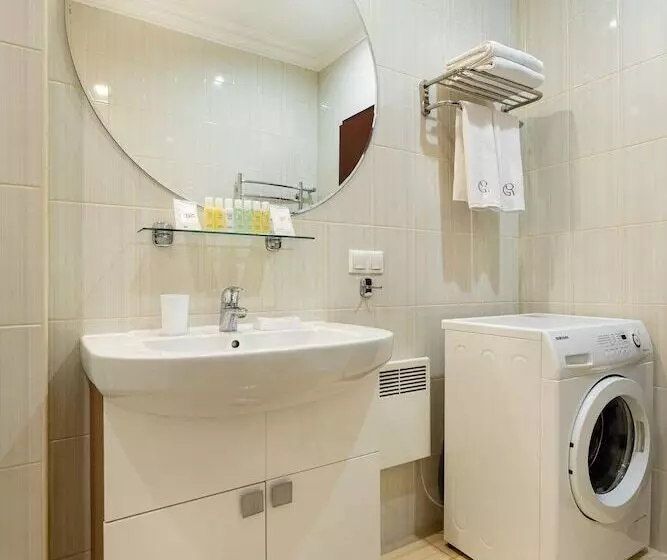 Greguar Hotel By Uhm