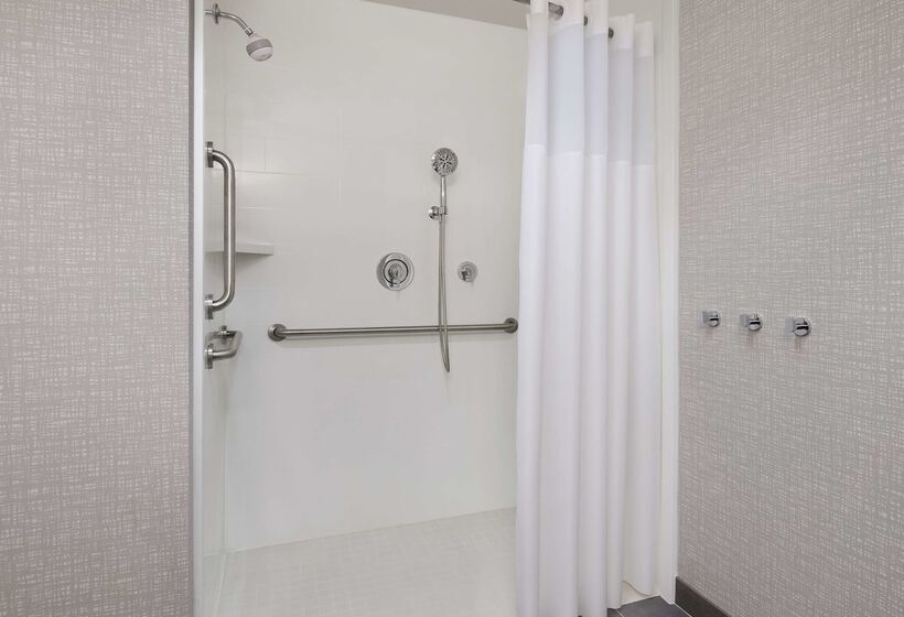 Hampton Inn & Suites New Haven   South   West Haven