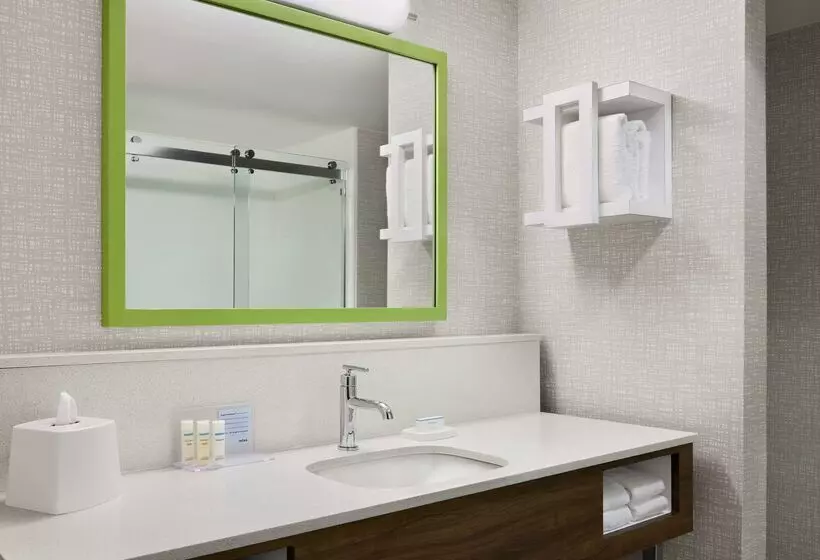 Hampton Inn & Suites New Haven   South   West Haven