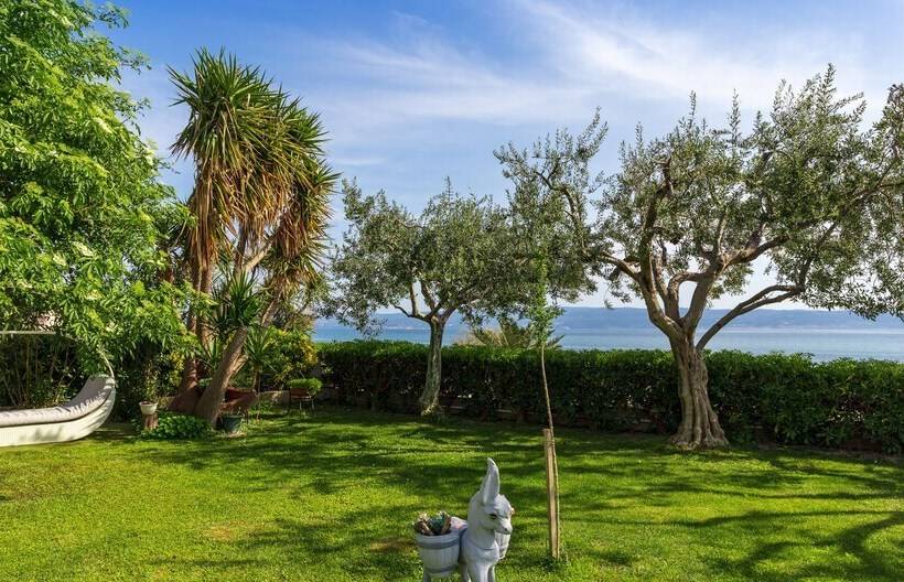 فندق فئة نجمة واحدة Villa Pitomcia