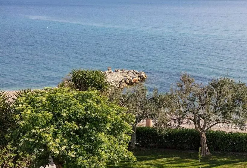 فندق فئة نجمة واحدة Villa Pitomcia