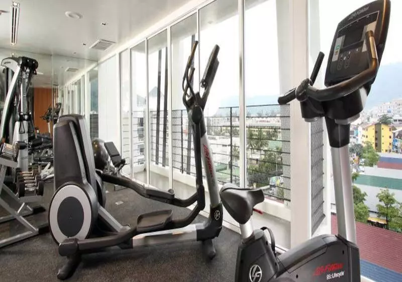 Ashlee Hub Hotel Patong