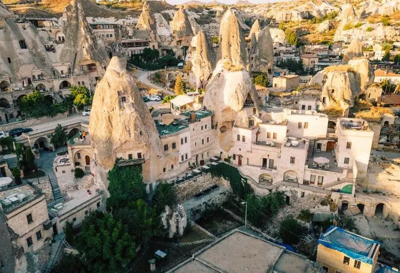 فندق Cappadocia Cave Suites