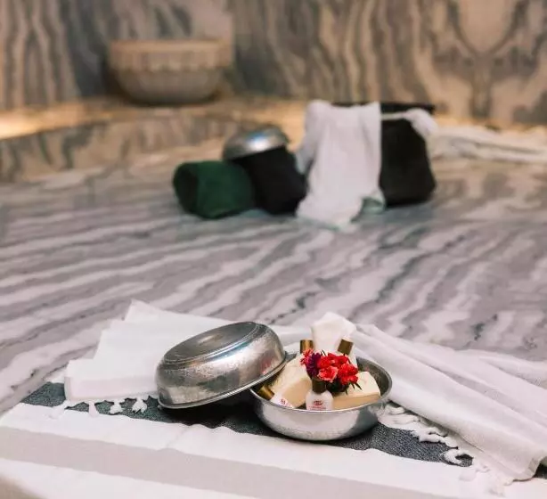 فندق Cappadocia Cave Suites