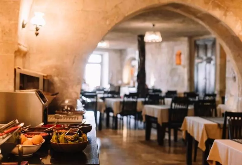 فندق Cappadocia Cave Suites