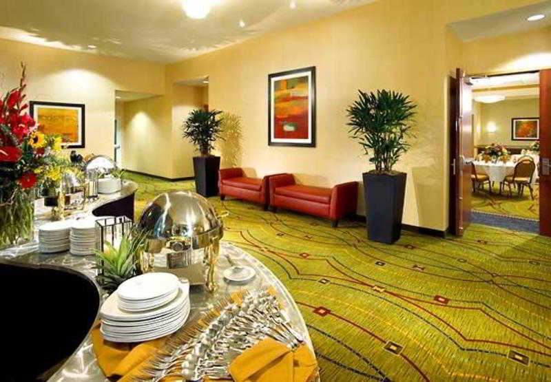 בית מלון כפרי Courtyard By Marriott Sacramento Cal Expo