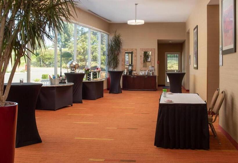 בית מלון כפרי Courtyard By Marriott Sacramento Cal Expo