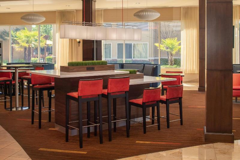 בית מלון כפרי Courtyard By Marriott Sacramento Cal Expo
