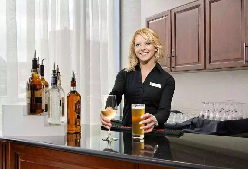 ホテル Embassy Suites Buffalo