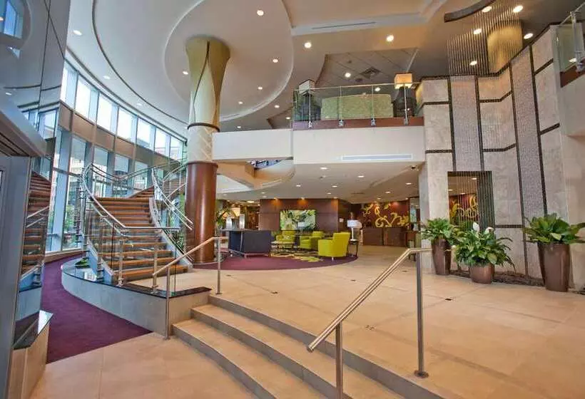 ホテル Embassy Suites Buffalo