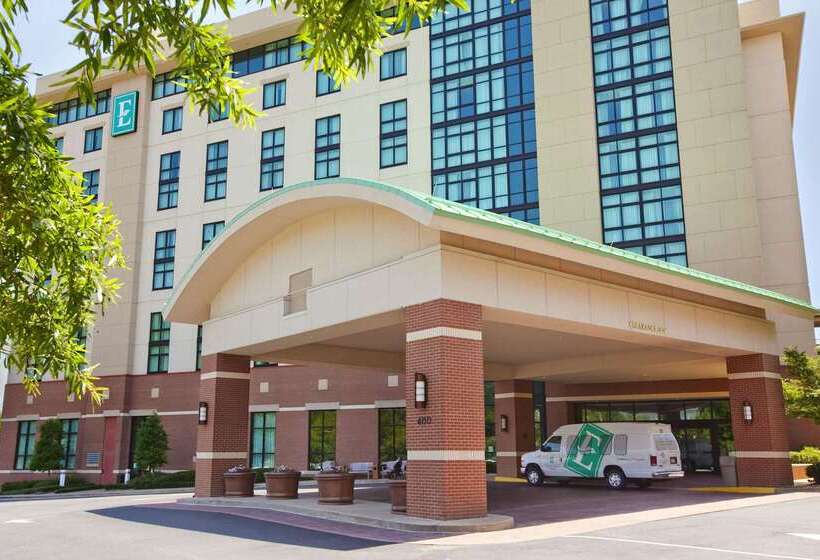 בית מלון כפרי Embassy Suites By Hilton At Hot Springs Convention Center