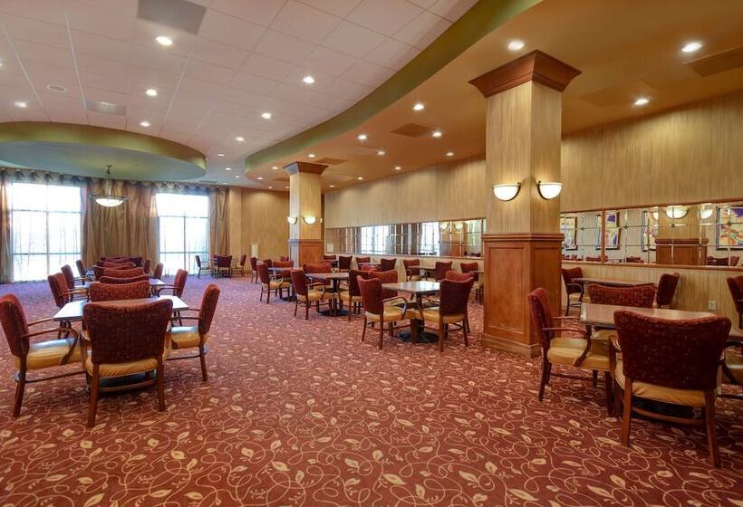 בית מלון כפרי Embassy Suites By Hilton At Hot Springs Convention Center