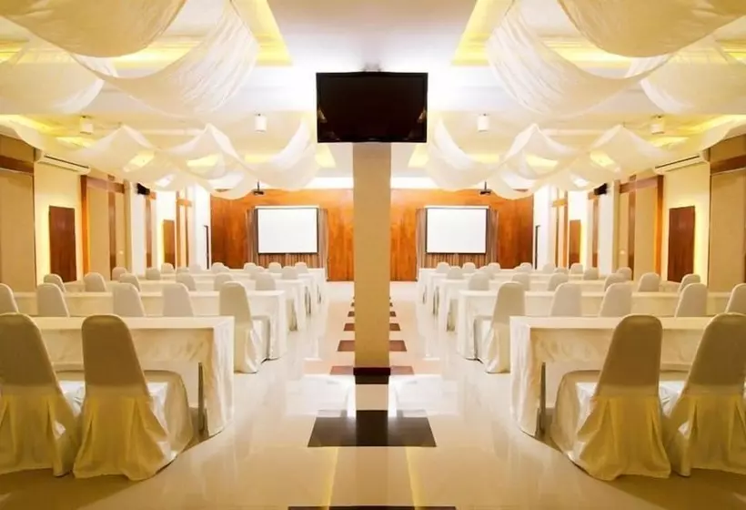 Szálloda Glory Place