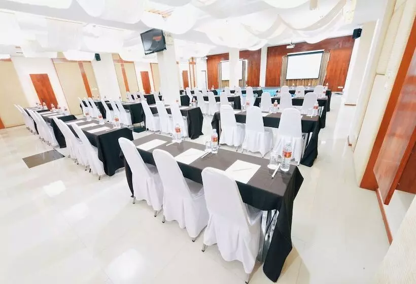 Szálloda Glory Place