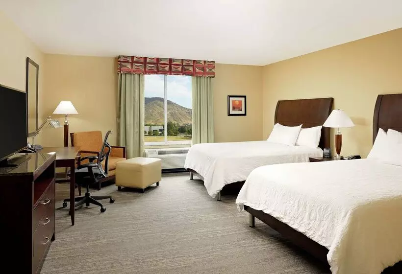 酒店 Hilton Garden Inn Fontana