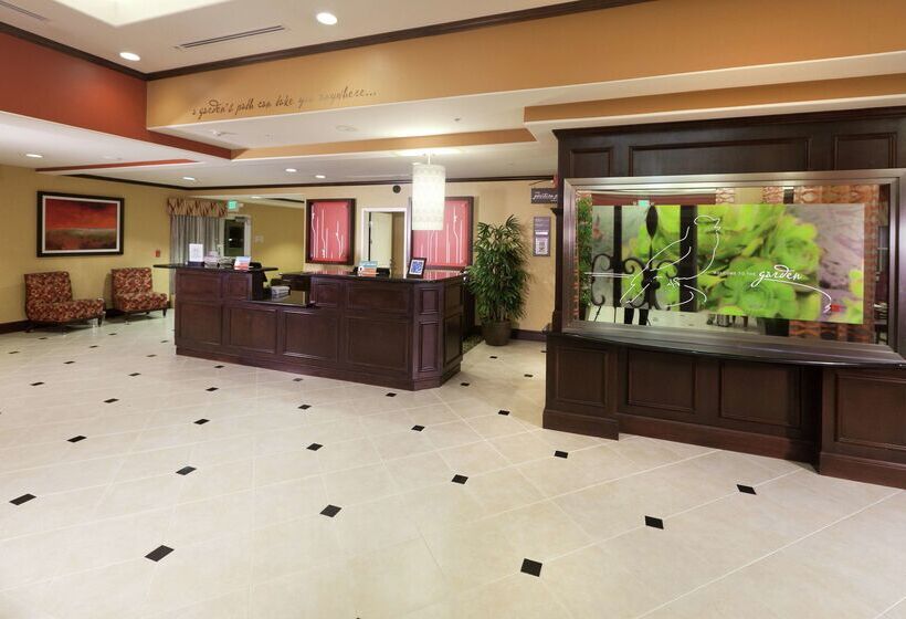 Отель Hilton Garden Inn Fontana