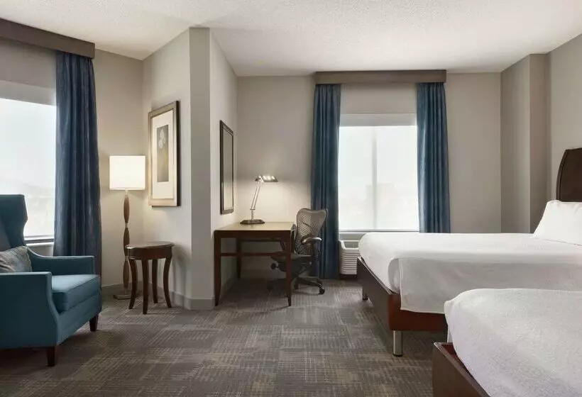 فندق Hilton Garden Inn Minneapolis Downtown