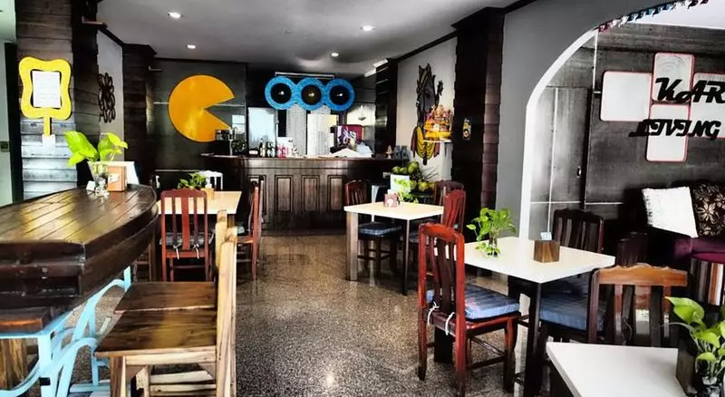 Hotell Karon Living Room Sha Plus