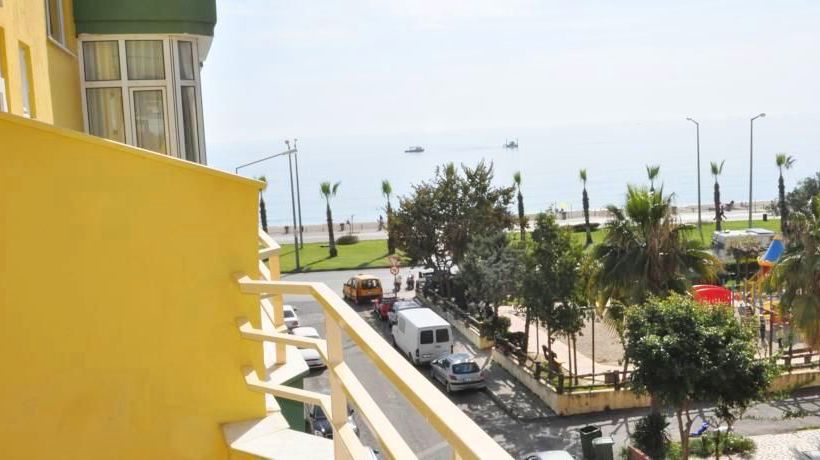 בית מלון כפרי kleopatra Alis