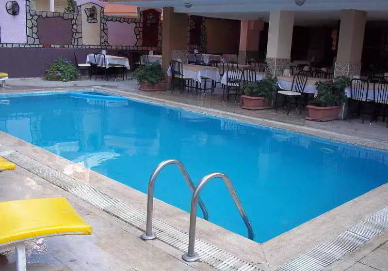 酒店 kleopatra Alis