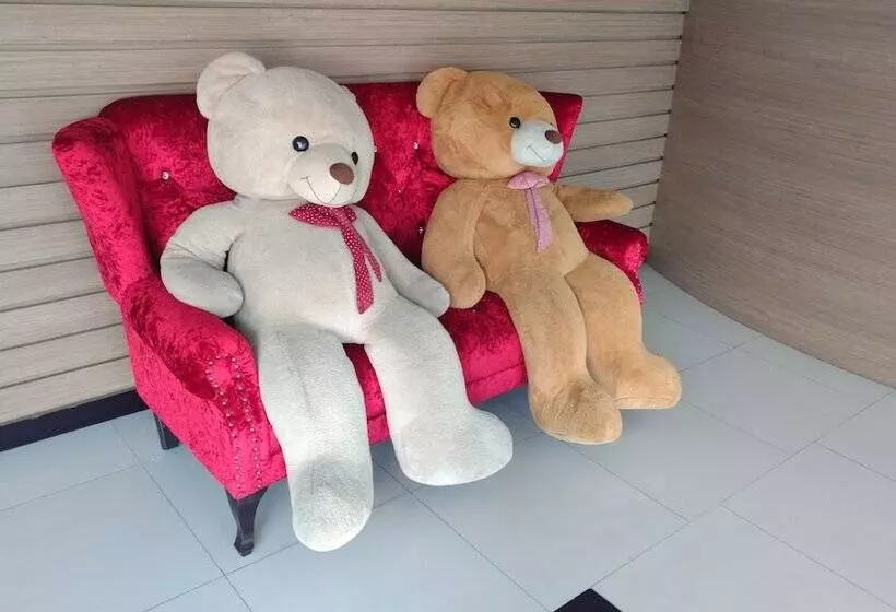 בית מלון כפרי Marble Garden View Pattaya