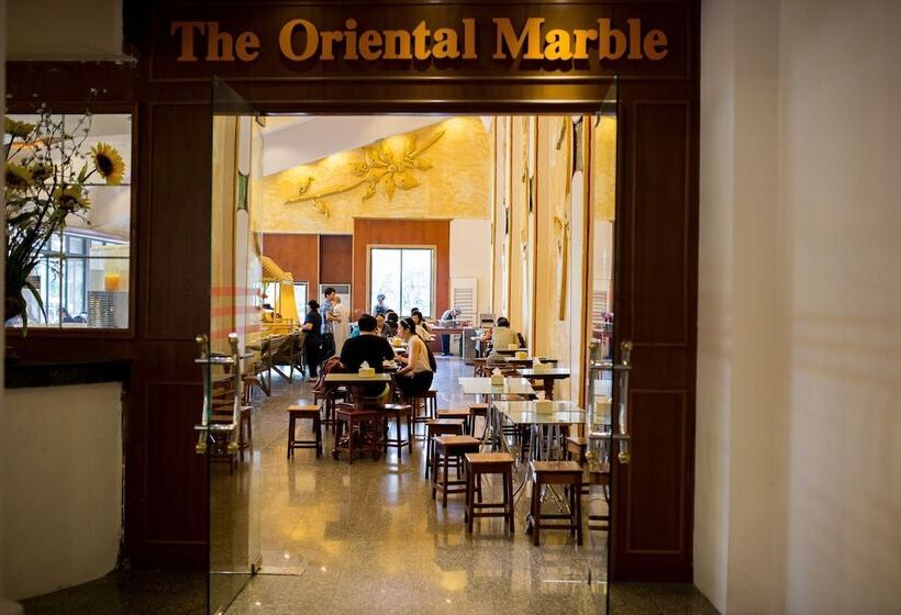 酒店 Marble Garden View Pattaya