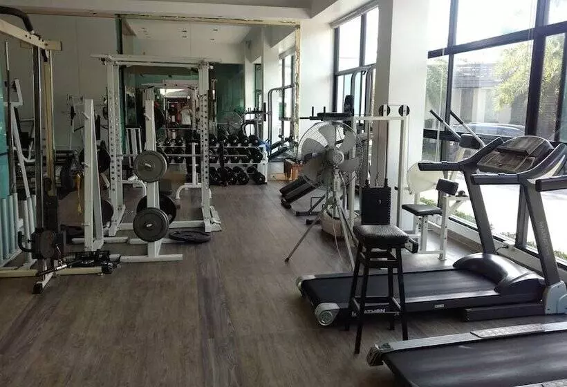 בית מלון כפרי Marble Garden View Pattaya