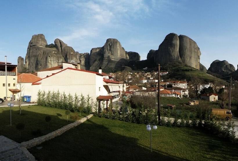 Отель Meteoritis