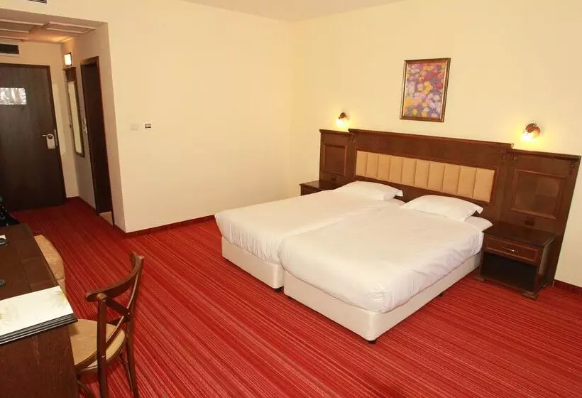 Mpm Hotel Sport Ski In, Ski Out