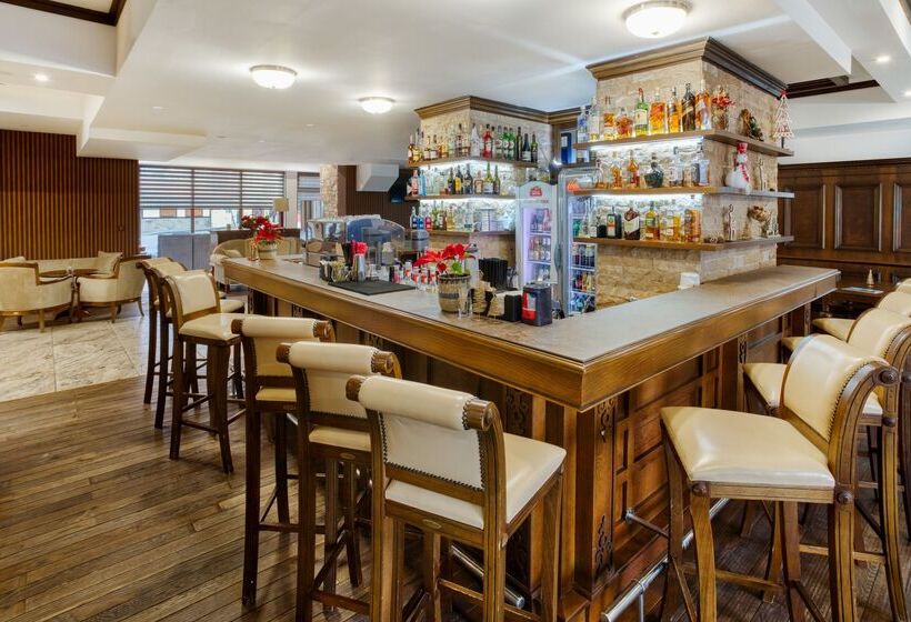 Mpm Hotel Sport Ski In, Ski Out