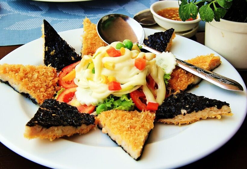 Отель Namkhong Riverside