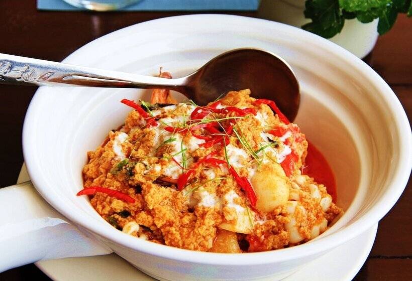 Отель Namkhong Riverside