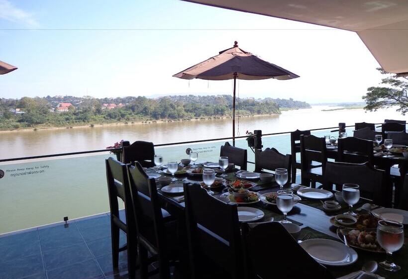 Отель Namkhong Riverside