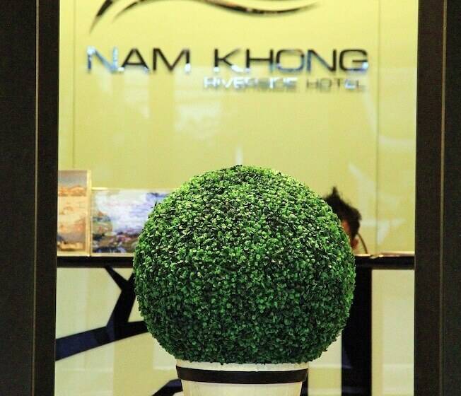 Отель Namkhong Riverside