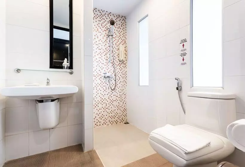 ホテル Patong Beach Side