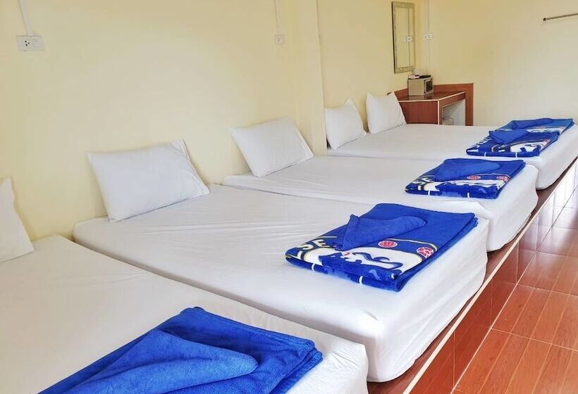 בית מלון כפרי Phi Phi Sand Sea View Resort