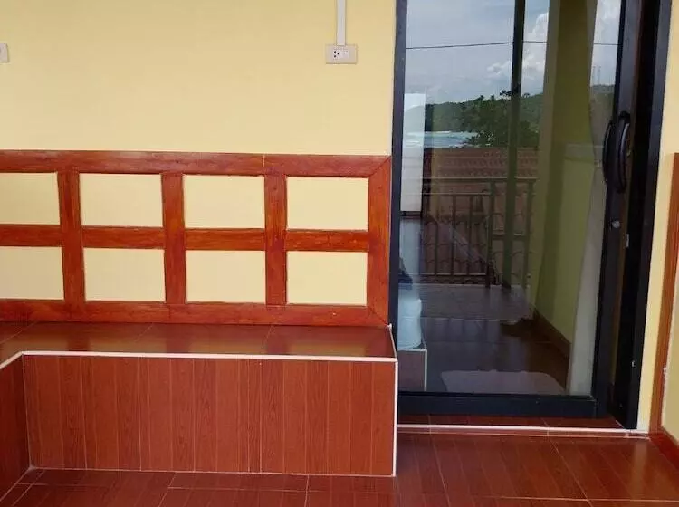 Hotel Phi Phi Sand Sea View Resort