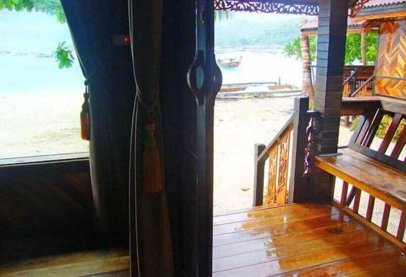 בית מלון כפרי Phi Phi Sand Sea View Resort