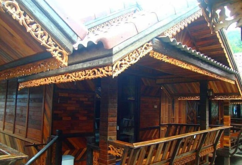 בית מלון כפרי Phi Phi Sand Sea View Resort