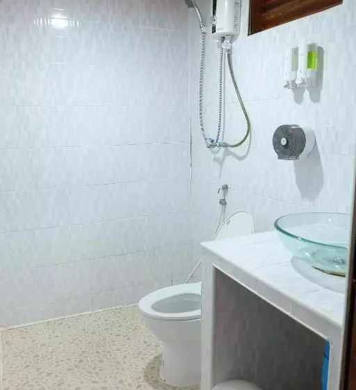 Hotel Phi Phi Sand Sea View Resort