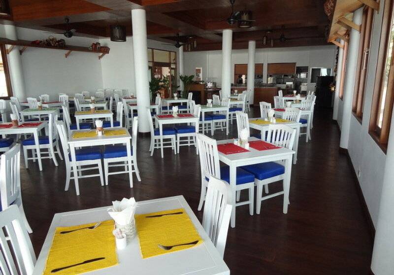 هتل Pinnacle Koh Tao Resort