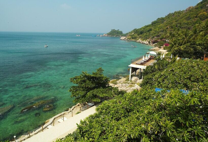 هتل Pinnacle Koh Tao Resort