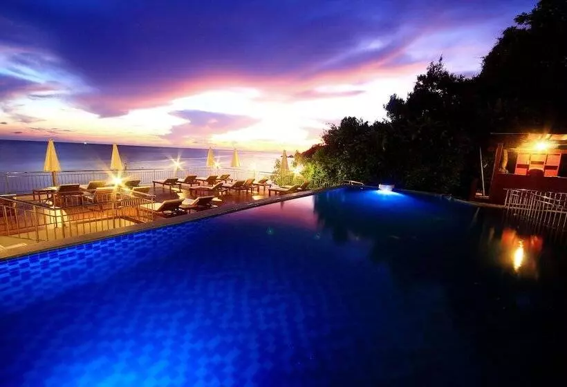 호텔 Pinnacle Koh Tao Resort
