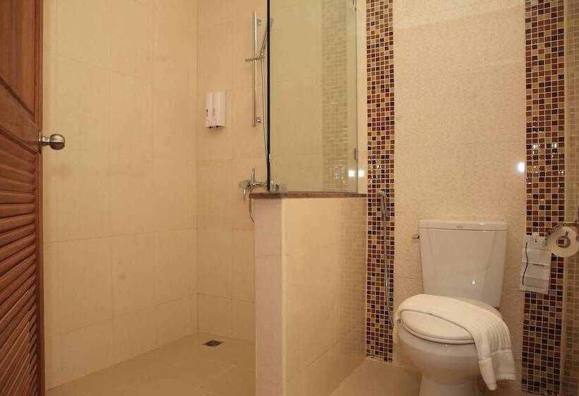 هتل Pinnacle Koh Tao Resort